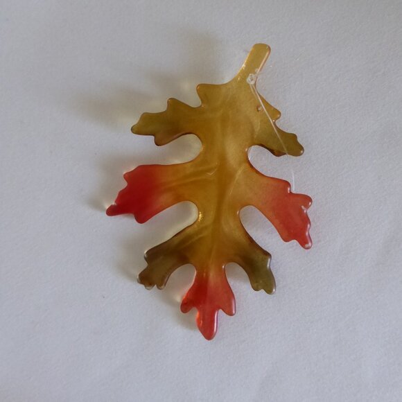 NEW HANDCRAFTED GLASS MAPLE & OAK FALL LEAVES DECORATIVE ORNAMENTS - Picture 4 of 8
